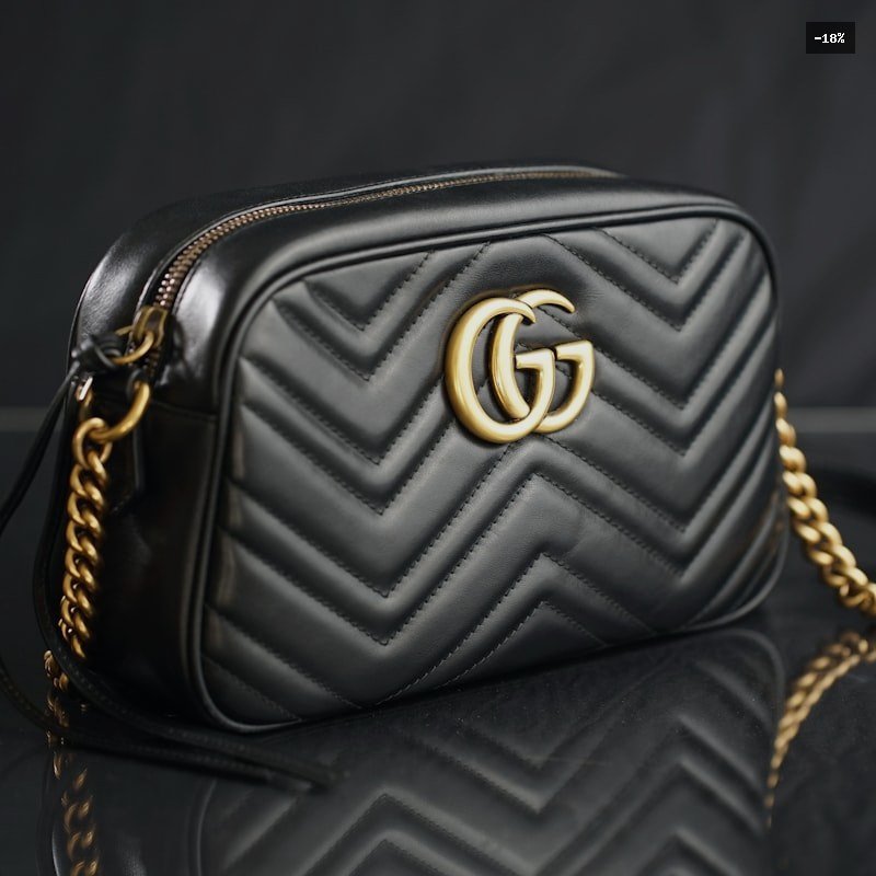 Classic Leather Handbag in Brown